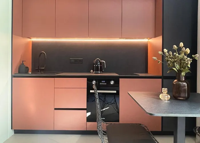 Seventeen Apartment Odessa